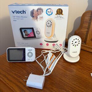 VTech 2.8″ Video Monitor with Night Light -  VM32528